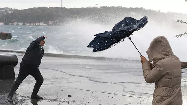 İstanbul dahil birçok il için 'hamleli fırtına' uyarısı!